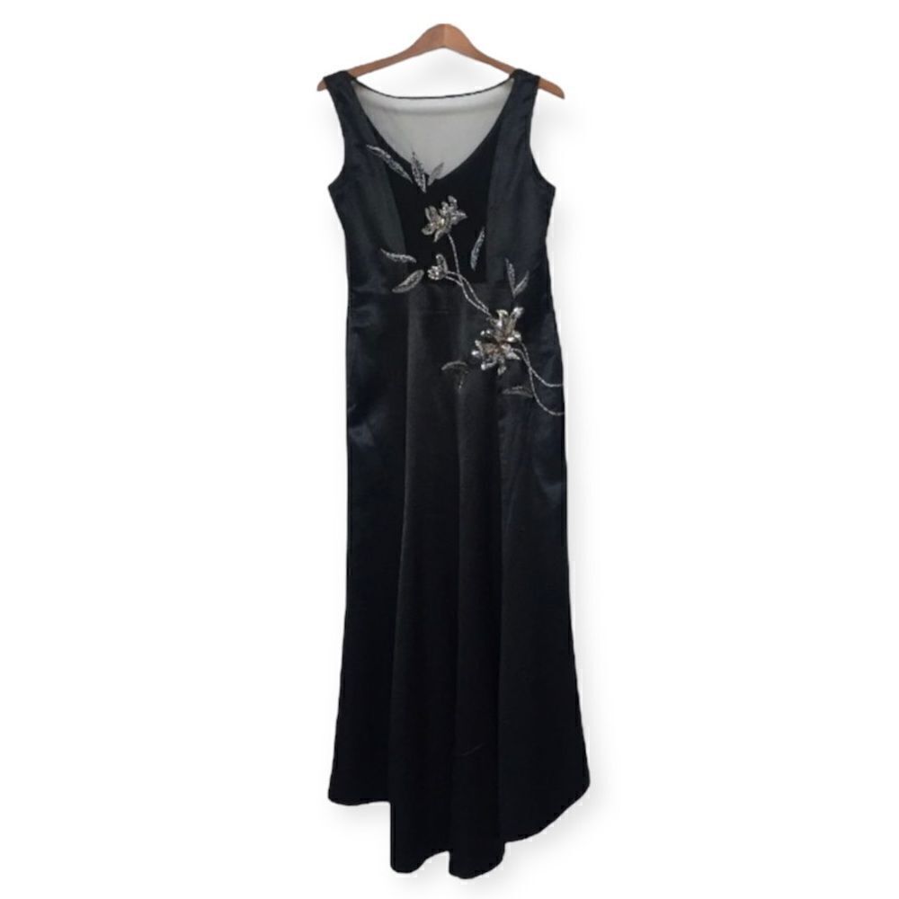 Together SZ 8 black  evening gown